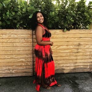 Meet your Posher, Alexis